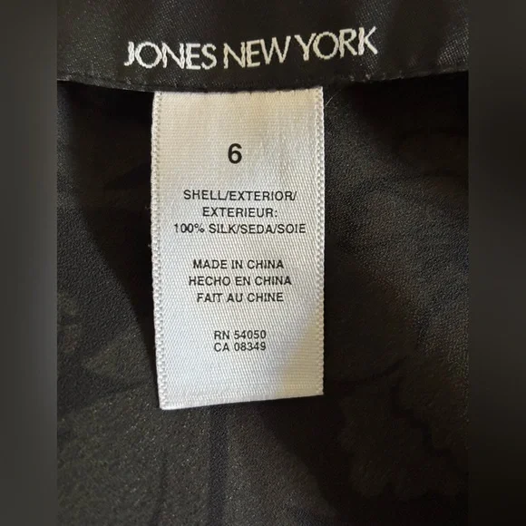 SILK Jones New York Black and Cream Floral Dress - Picture 6 of 10